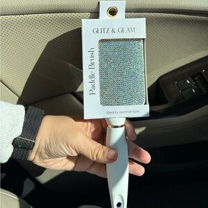 Glitz and Glam Paddle Brush